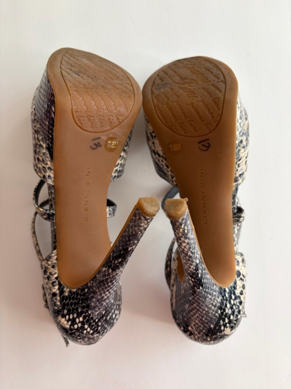 Gianni Bini Snakeskin Platform Peep Toe Heels 5” Size 7.5 Python Animal Print - Picture 7 of 7